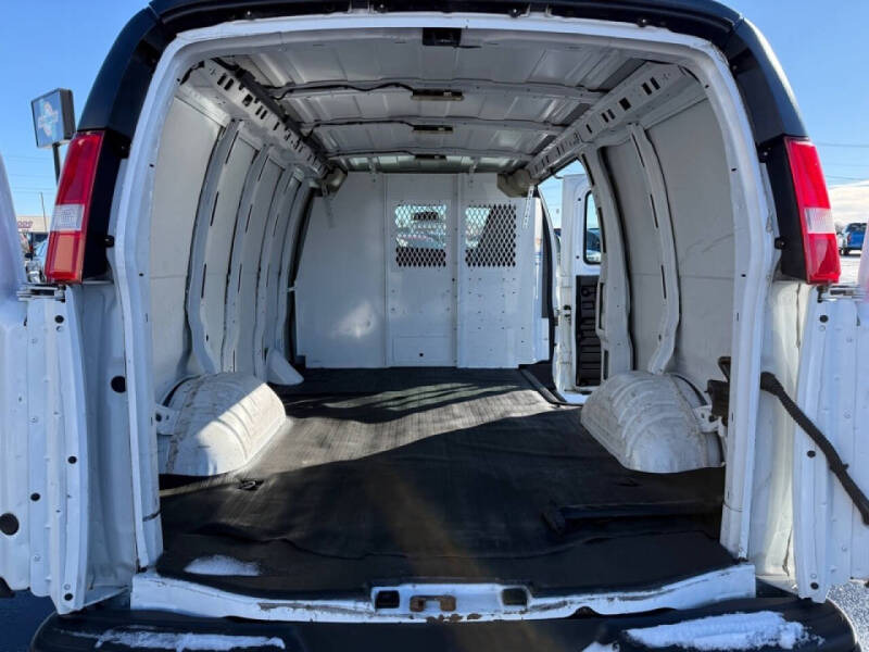 2021 Chevrolet Express 2500