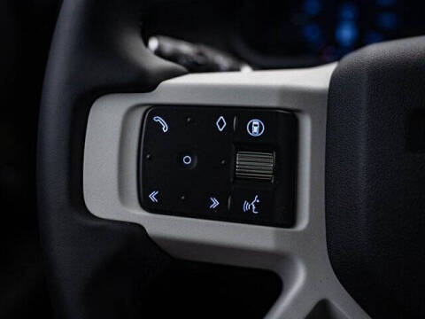 2025 Land Rover Defender 110 P500 X-Dynamic SE