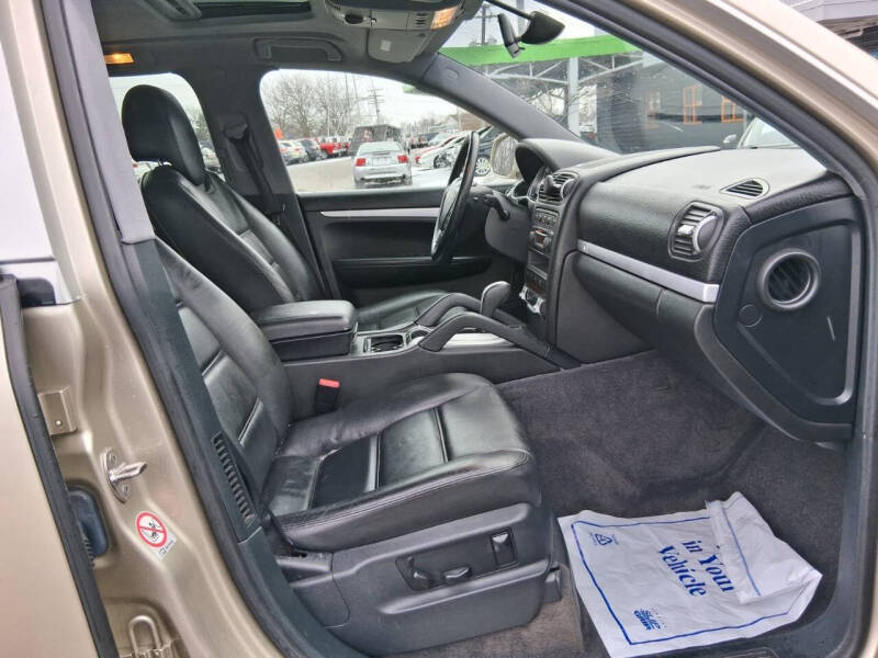 2004 Porsche Cayenne S