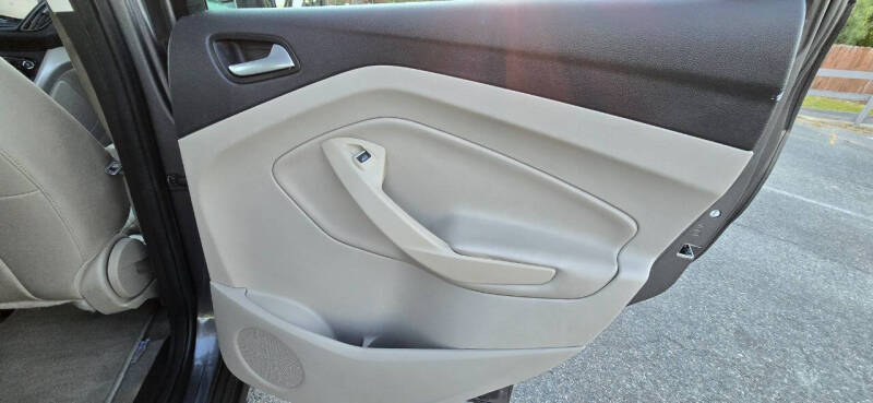 2013 Ford C-MAX Hybrid SEL