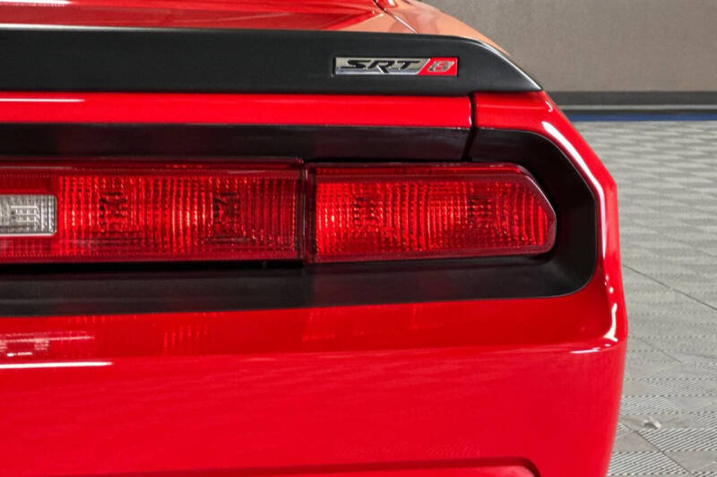 2009 Dodge Challenger SRT8