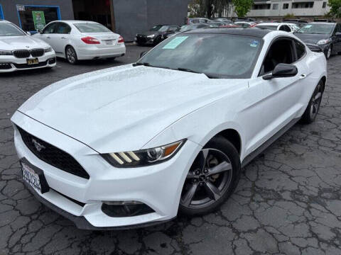 2015 Ford Mustang V6