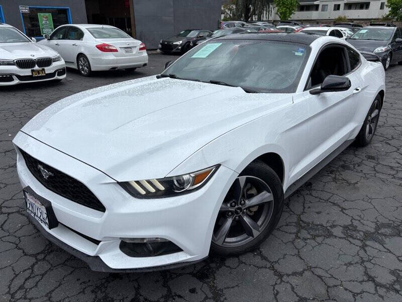 2015 Ford Mustang V6