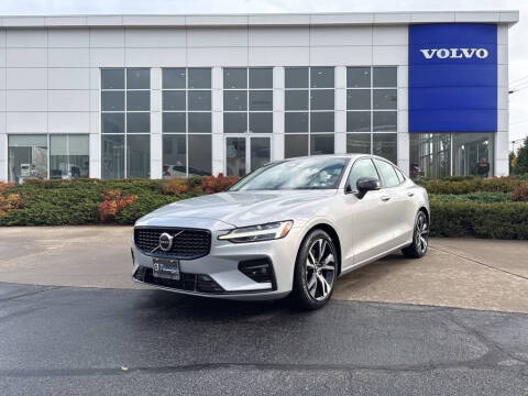 2025 Volvo S60 B5 Core