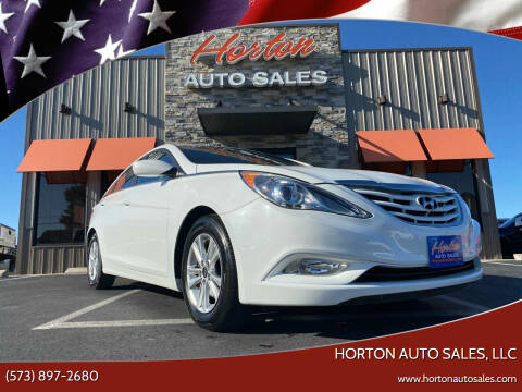 2013 Hyundai Sonata for sale at HORTON AUTO SALES, LLC in Linn MO