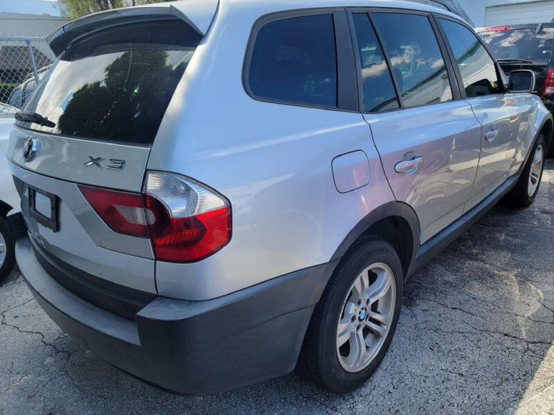 2005 BMW X3 3.0i