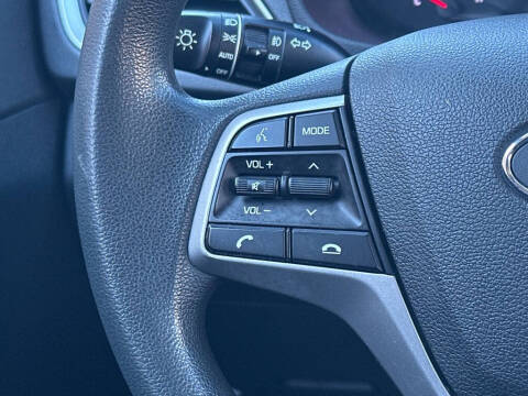 2020 Hyundai Accent SE