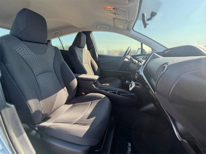 2016 Toyota Prius Two