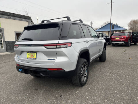 2022 Jeep Grand Cherokee Trailhawk 4xe