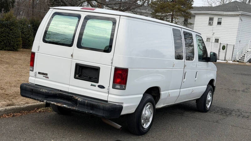 2011 Ford E-Series E-150