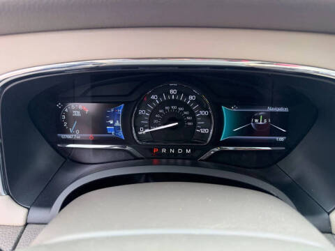 2016 Lincoln Navigator Select