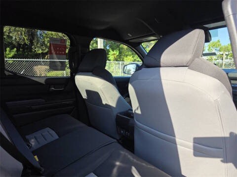 2025 Toyota Tacoma TRD Off-Road HV