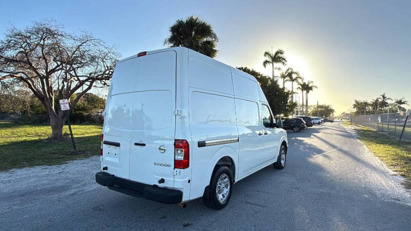 2021 Nissan NV