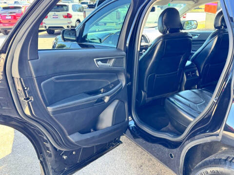 2019 Ford Edge Titanium