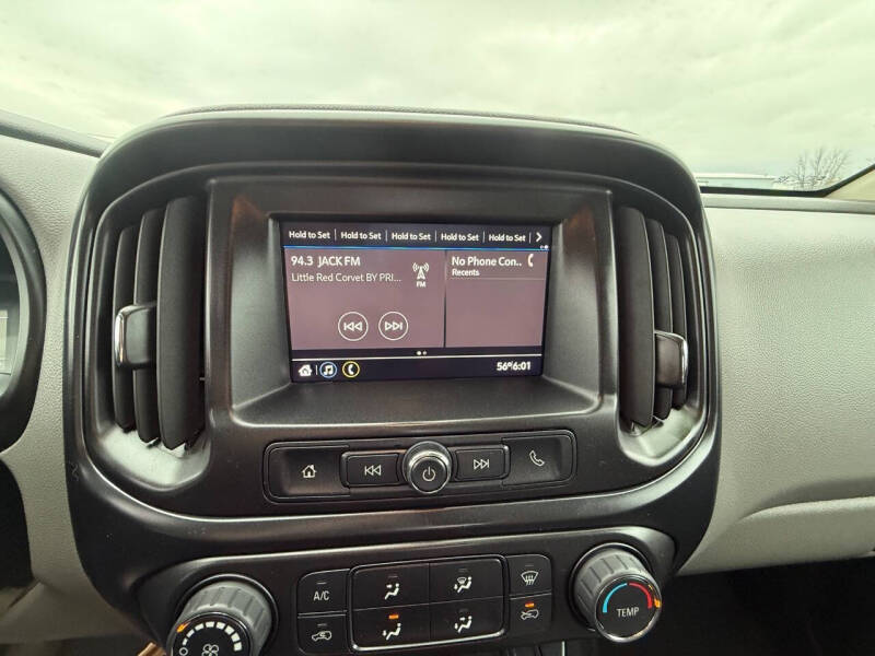 2022 GMC Canyon Elevation Standard