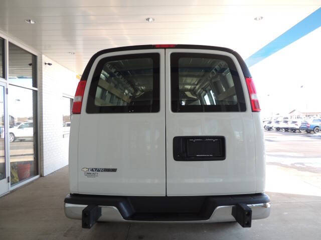 2024 Chevrolet Express 2500