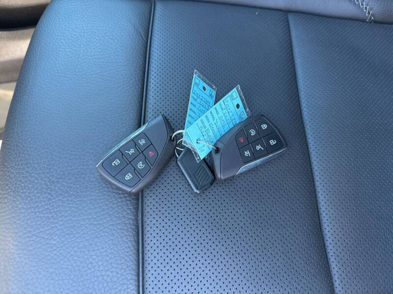 2023 GMC Yukon Denali