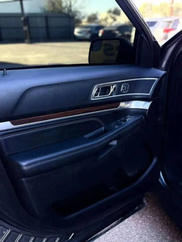 2017 Ford Explorer Limited