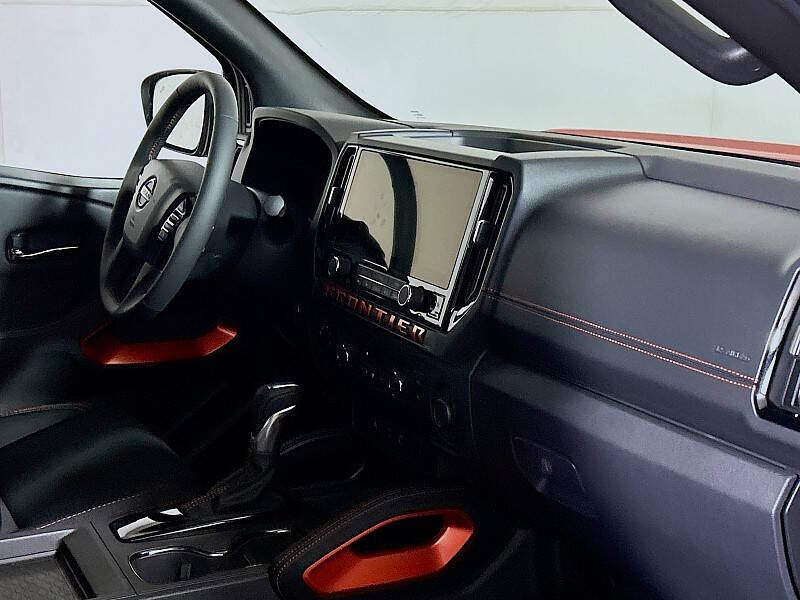 2025 Nissan Frontier