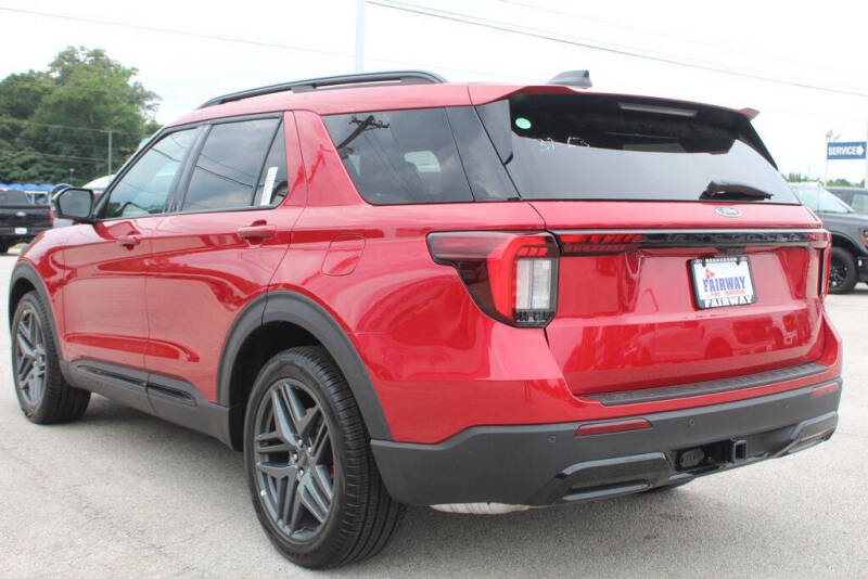 2026 Ford Explorer ST-Line