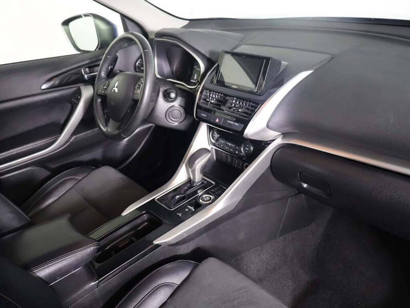 2022 Mitsubishi Eclipse Cross SE