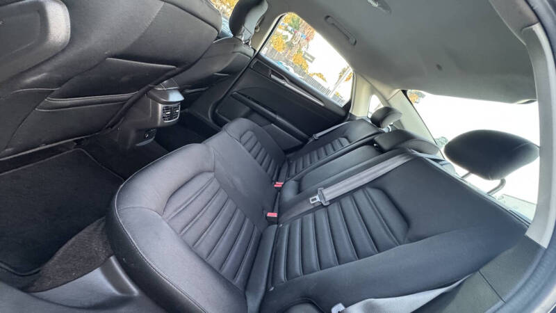 2014 Ford Fusion Hybrid SE