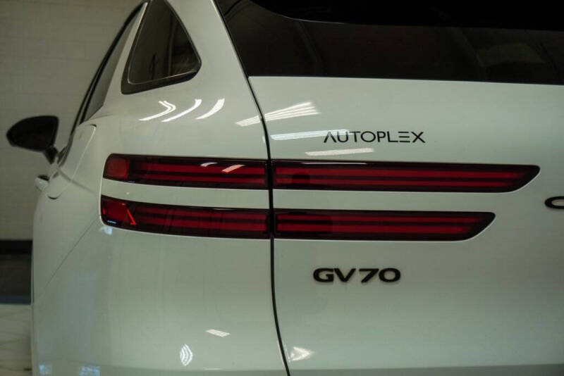 2023 Genesis GV70 3.5T Sport