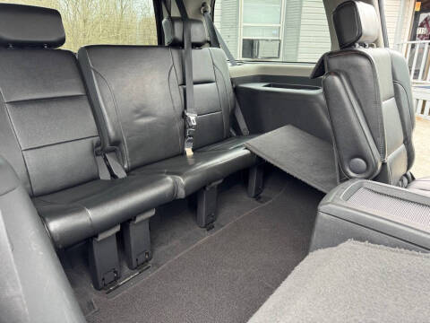 2011 Nissan Armada Platinum