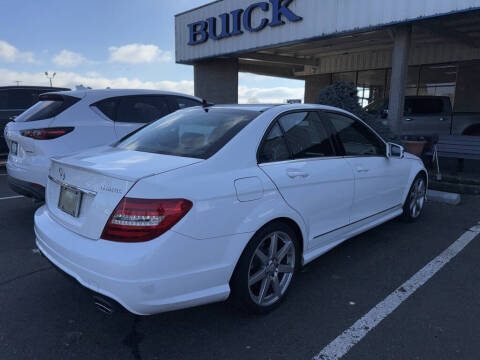 2014 Mercedes-Benz C-Class
