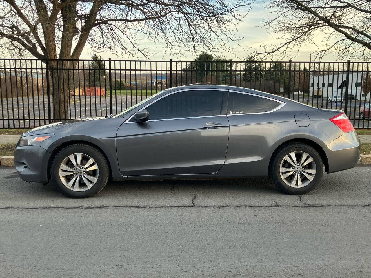 2009 Honda Accord for sale at Metro Mike Trading & Cycles in Menands, NY