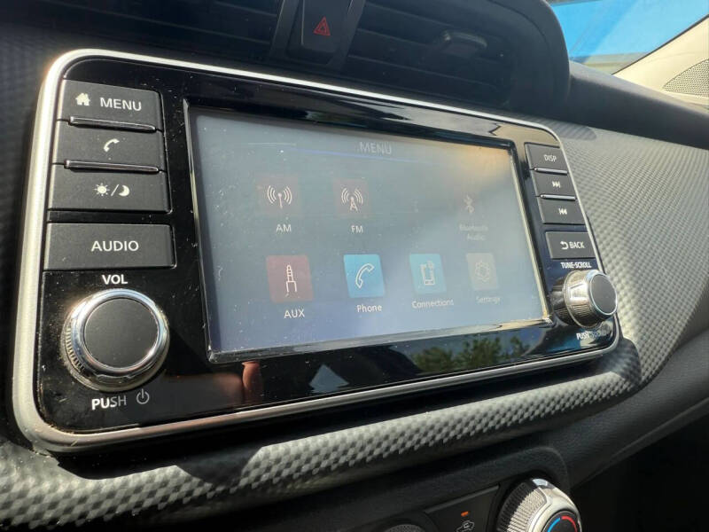 2021 Nissan Kicks S
