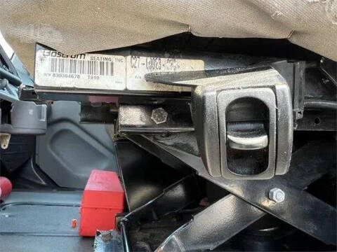2009 Freightliner M2 106