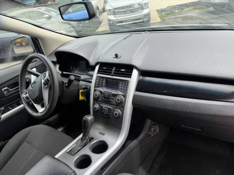 2013 Ford Edge SE