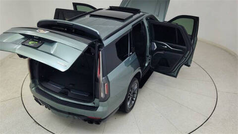 2023 Cadillac Escalade-V