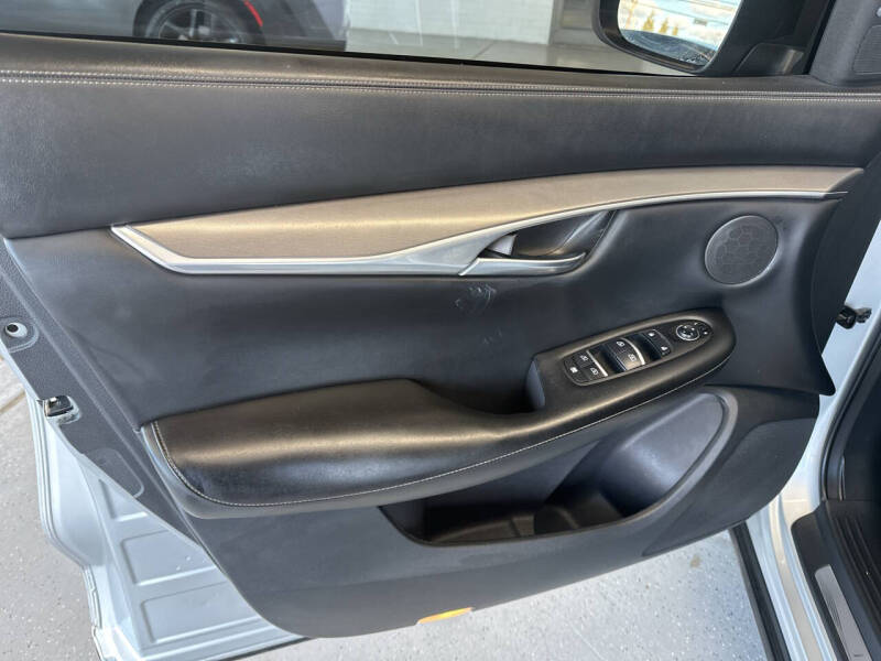 2021 Infiniti QX50 Pure