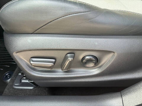 2019 Toyota Corolla Hatchback SE