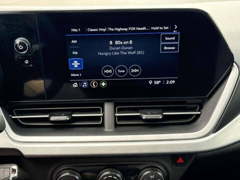 2025 Chevrolet Trax LS