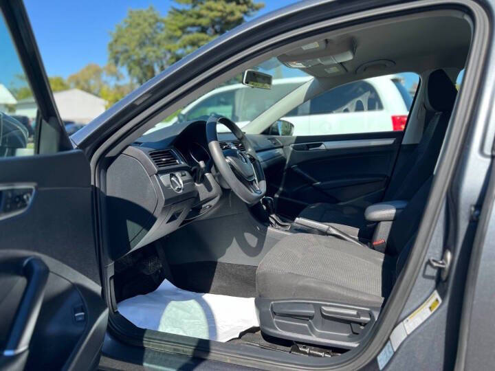 2016 Volkswagen Passat 1.8T R-Line