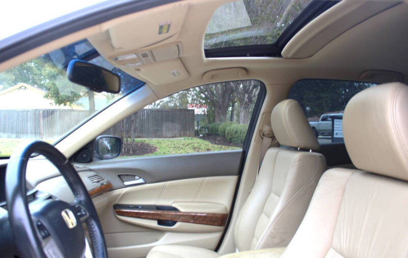 2010 Honda Accord EX-L V6 w/Navi