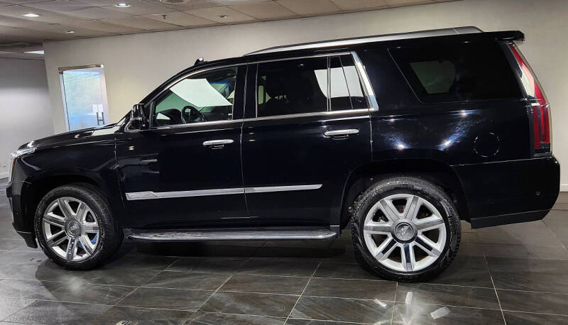 2017 Cadillac Escalade Luxury