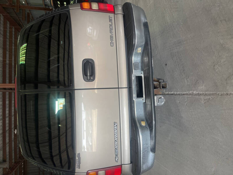 2001 Chevrolet Suburban 1500