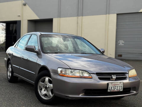 2000 Honda Accord for sale at Autoaffari LLC in Sacramento CA