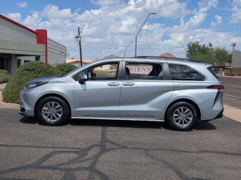 2021 Toyota Sienna LE 8-Passenger