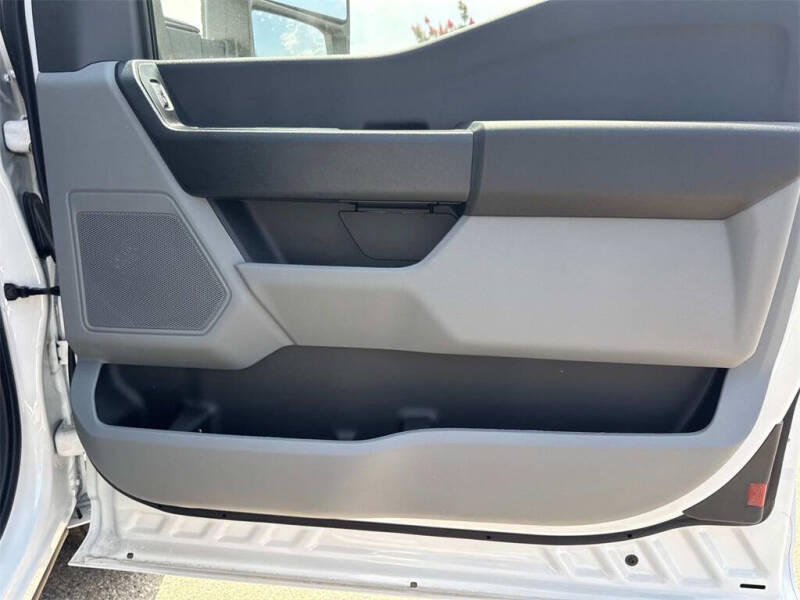 2025 Ford F-350 Super Duty XL