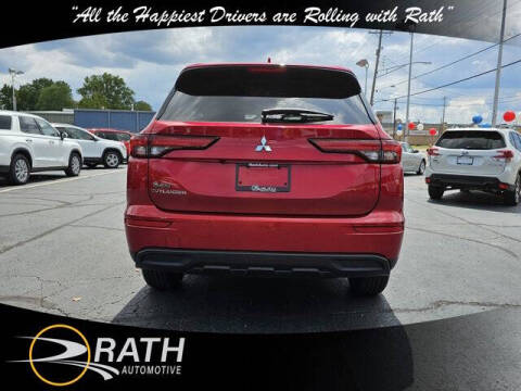 2024 Mitsubishi Outlander ES