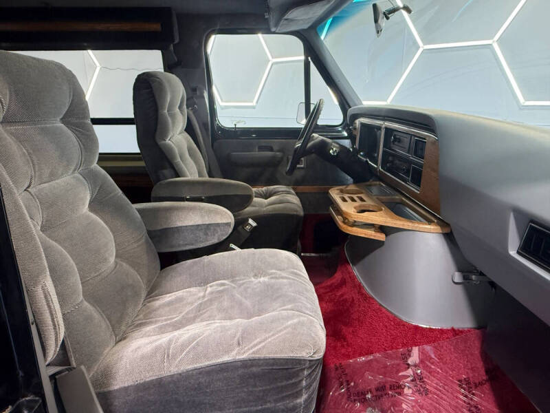 1988 Ford E-Series E-150