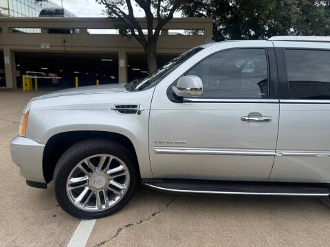 2013 Cadillac Escalade Luxury