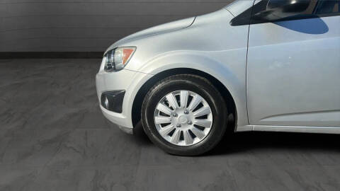 2016 Chevrolet Sonic LS Auto