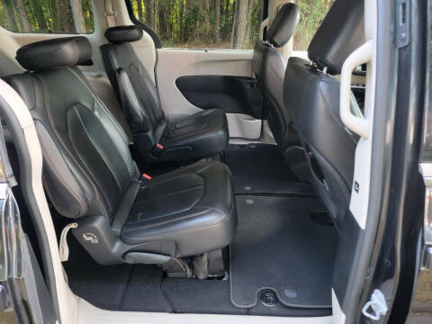 2017 Chrysler Pacifica Touring Plus