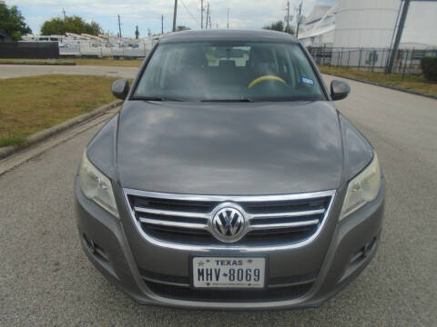 2011 Volkswagen Tiguan SE